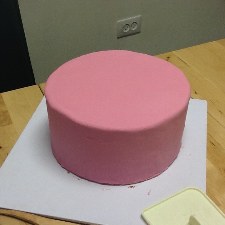 Covering A Cake Board With Chocolate Covering A Cake Board With Chocolate